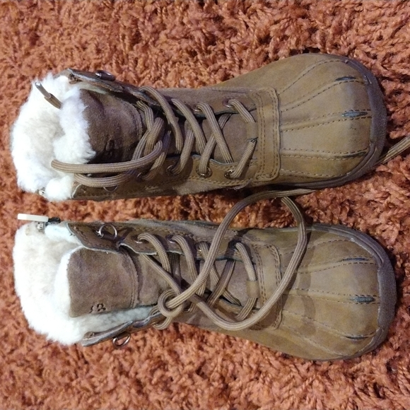 Kids UGG duck boots - Picture 2 of 7